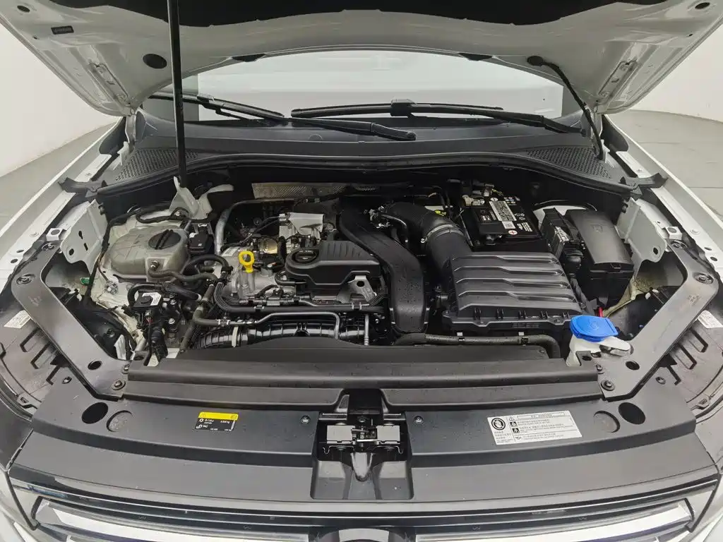 Volkswagen Tiguan L — миниатюра 6