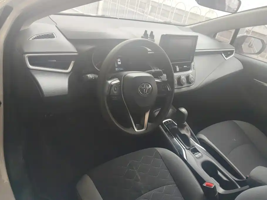 Toyota Corolla — миниатюра 12