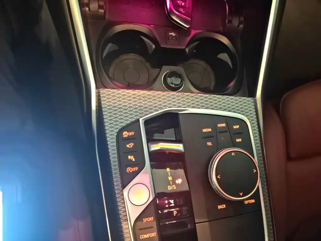 BMW 3 Series — миниатюра 14