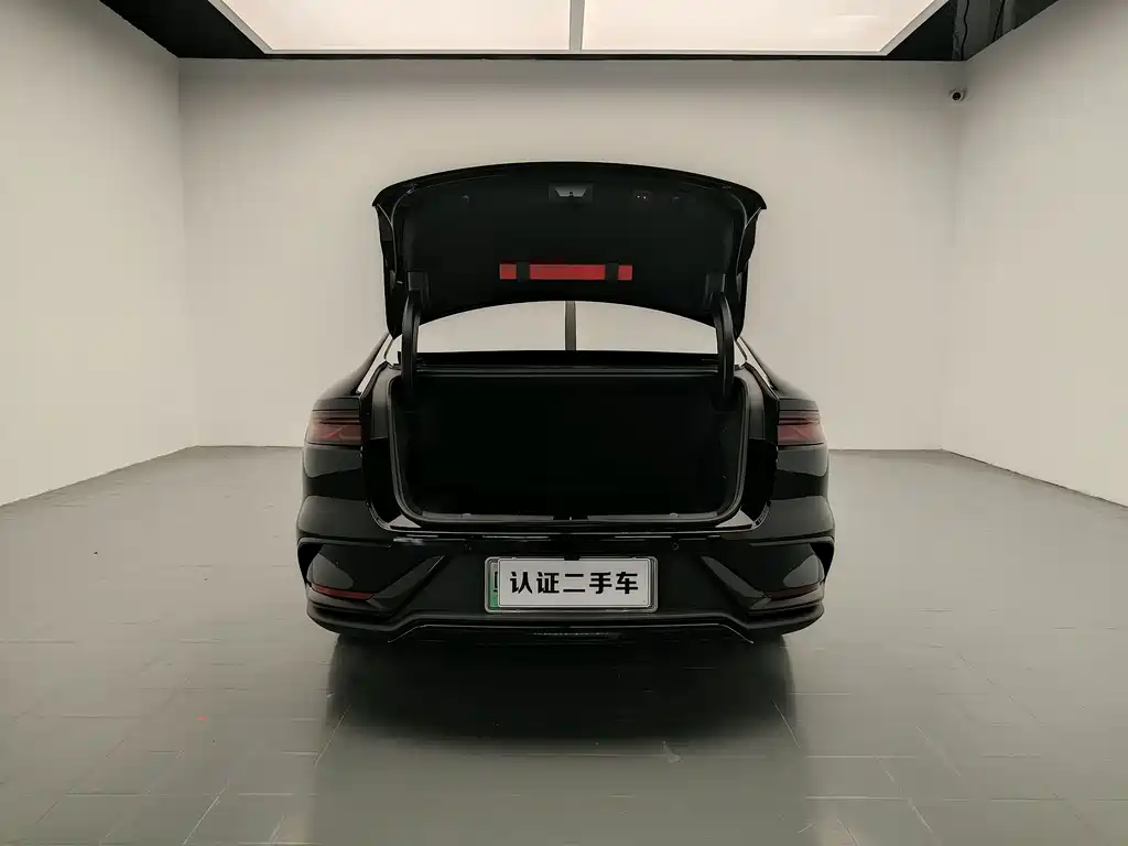 BYD Han — миниатюра 15