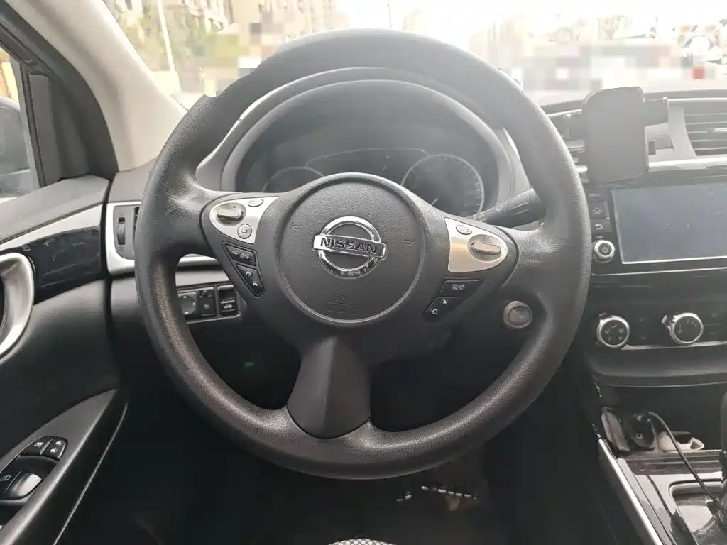 Nissan Sylphy — миниатюра 6