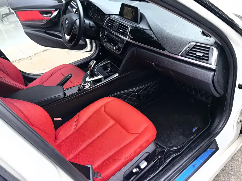 BMW 3 Series — миниатюра 6
