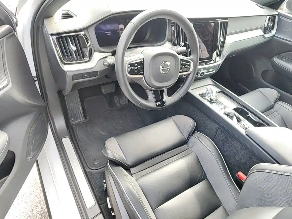 Volvo S60 — миниатюра 21