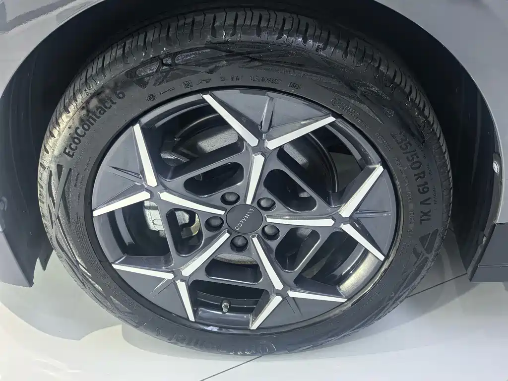 Lynk & Co Z20 — миниатюра 5