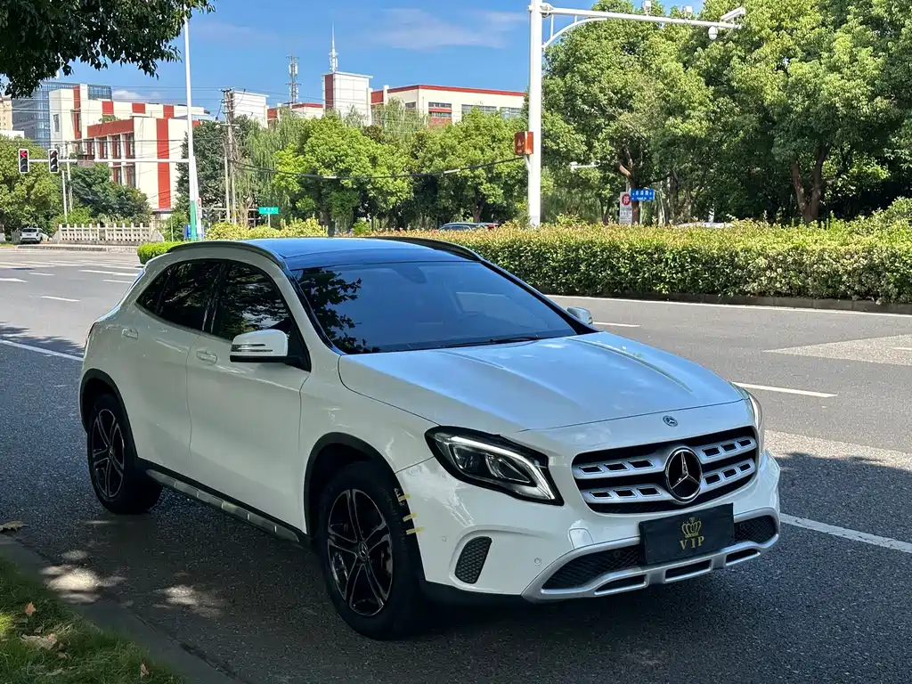 Mercedes-Benz GLA — миниатюра 3