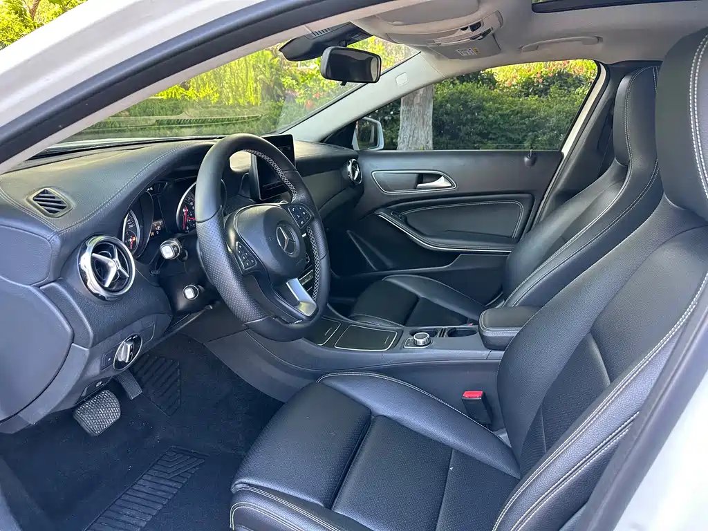 Mercedes-Benz GLA — миниатюра 5