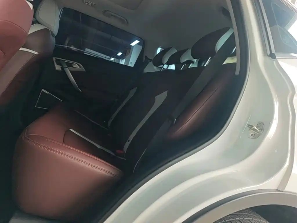 Geely Boyue — миниатюра 17