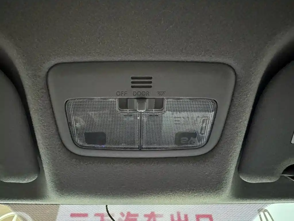 Toyota Yaris L — миниатюра 14