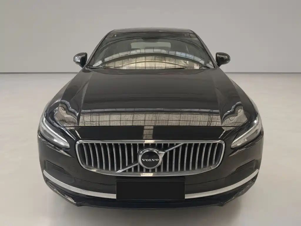 Volvo S90 — миниатюра 2