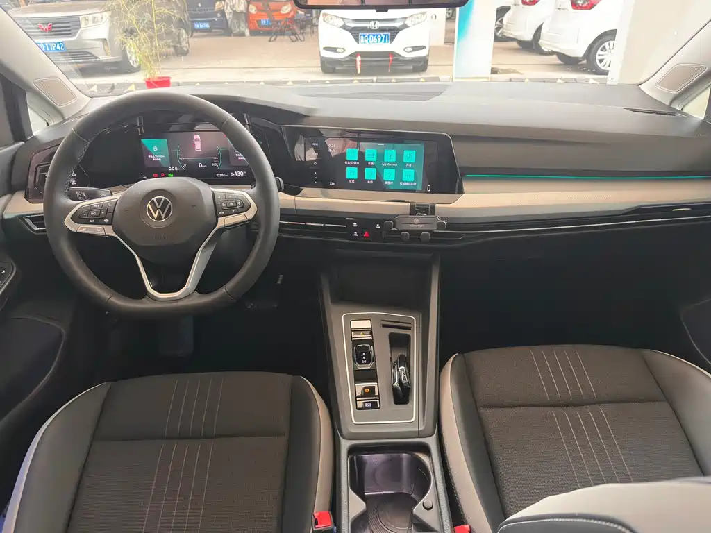 Volkswagen Golf — миниатюра 10