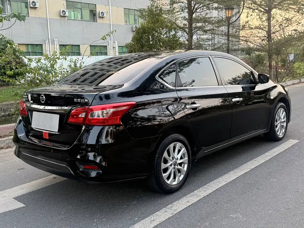 Nissan Sylphy — миниатюра 7