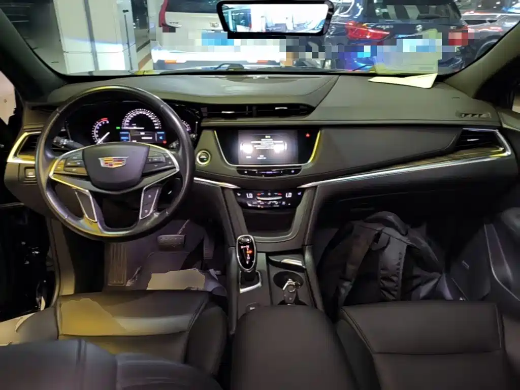 Cadillac XT5 — миниатюра 10