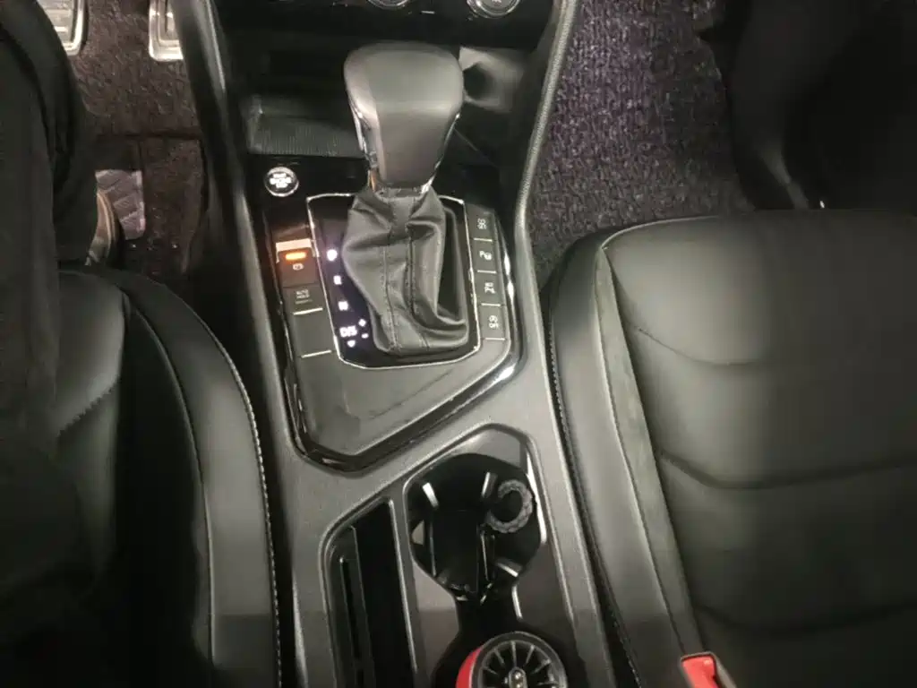 Volkswagen Tiguan L — миниатюра 14