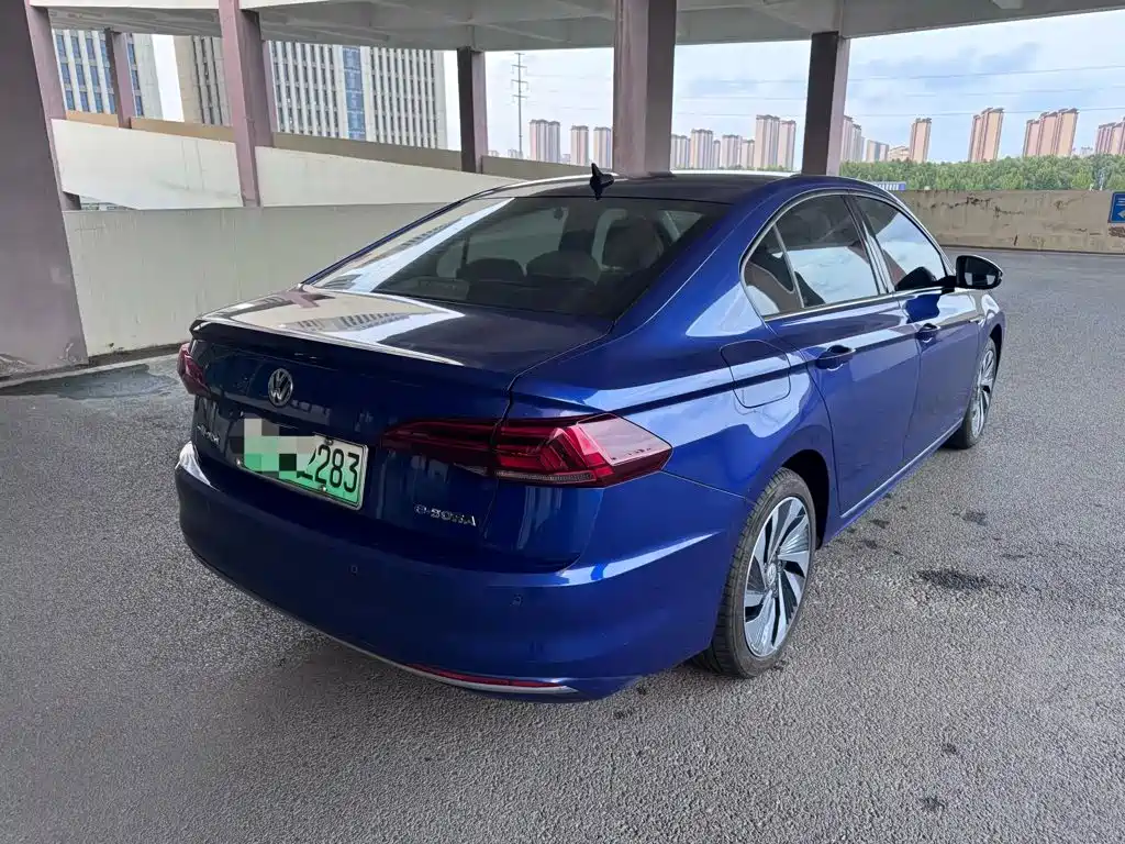 Volkswagen Bora EV — миниатюра 9