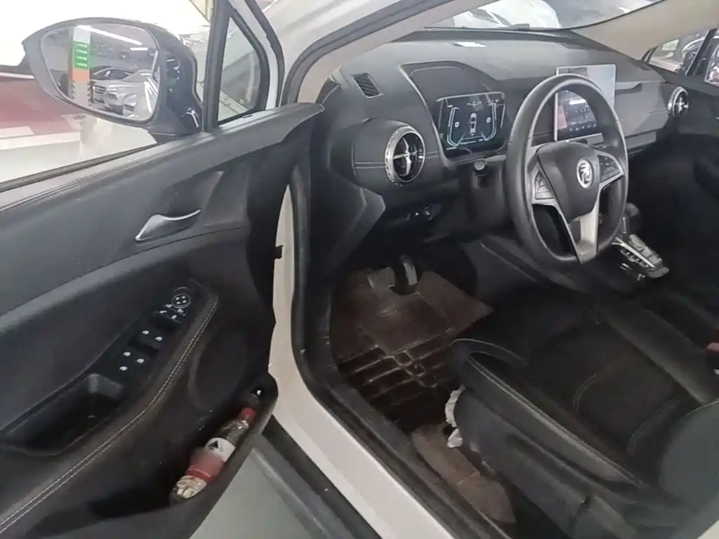 BYD Yuan EV — миниатюра 16