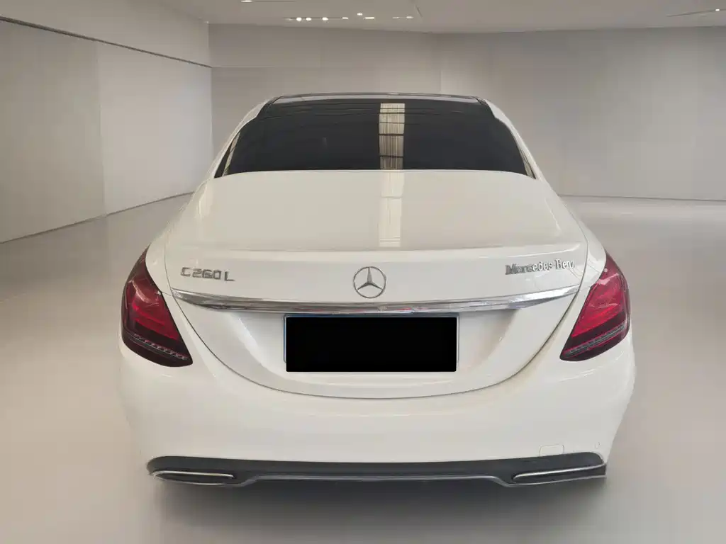 Mercedes-Benz C-Class — миниатюра 4