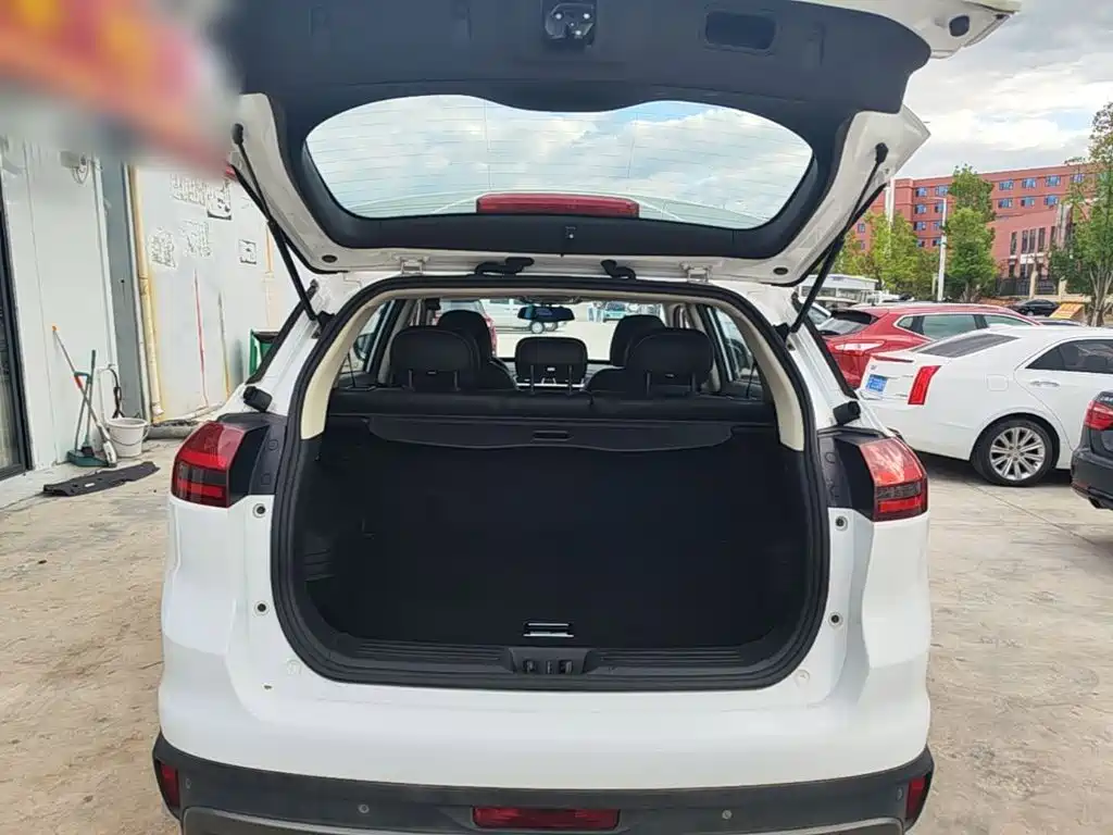 Geely Boyue — миниатюра 19