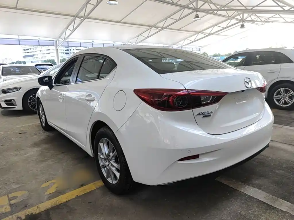Mazda 3 Axela — миниатюра 5