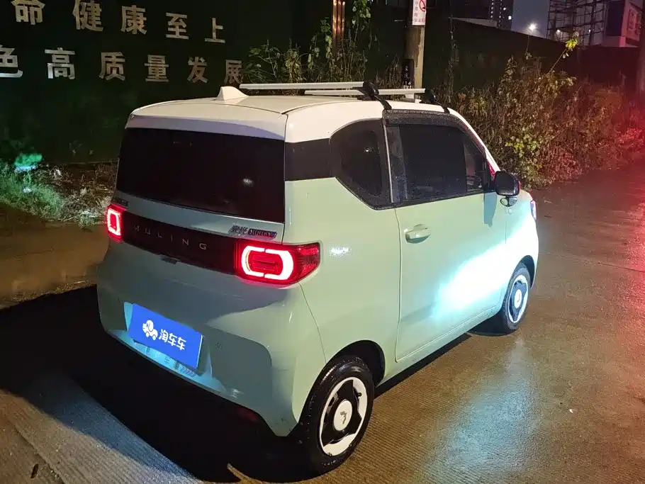 Wuling MINIEV — миниатюра 3