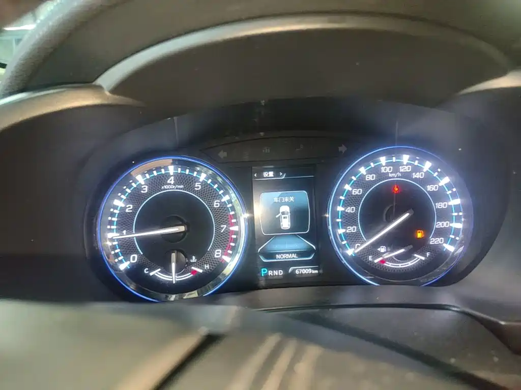 Changan CS95 — миниатюра 12