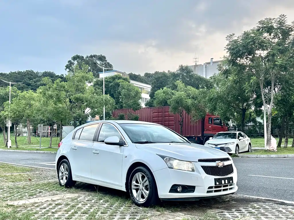 Chevrolet Cruze — миниатюра 3