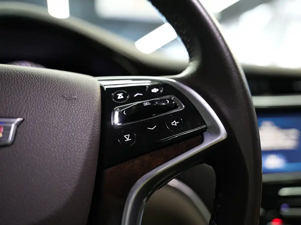 Cadillac XTS — миниатюра 8