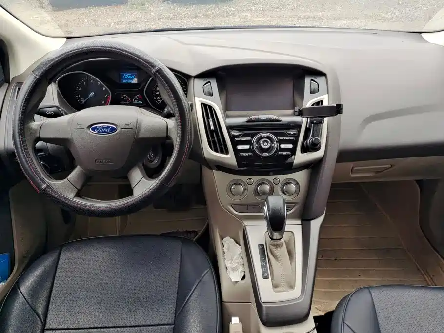 Ford Focus — миниатюра 12