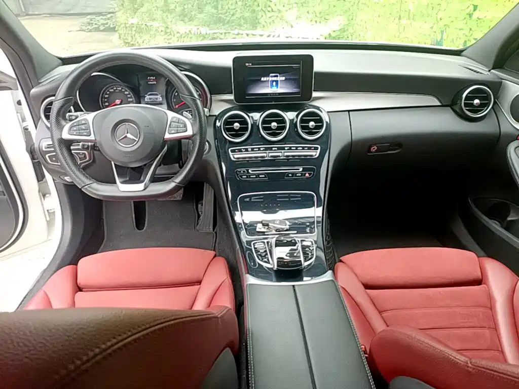 Mercedes-Benz C-Class — миниатюра 10