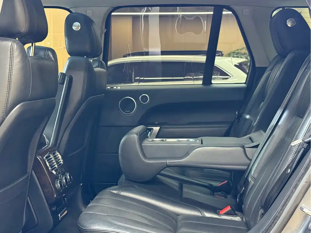 Land Rover Range Rover — миниатюра 11
