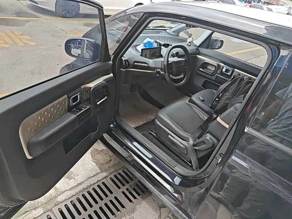Baojun KiWi EV — миниатюра 16