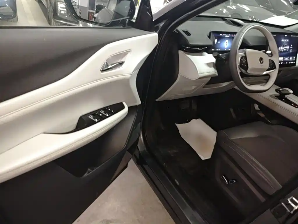 Changan UNI-Z — миниатюра 16