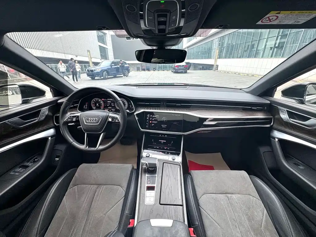Audi A6L — миниатюра 12