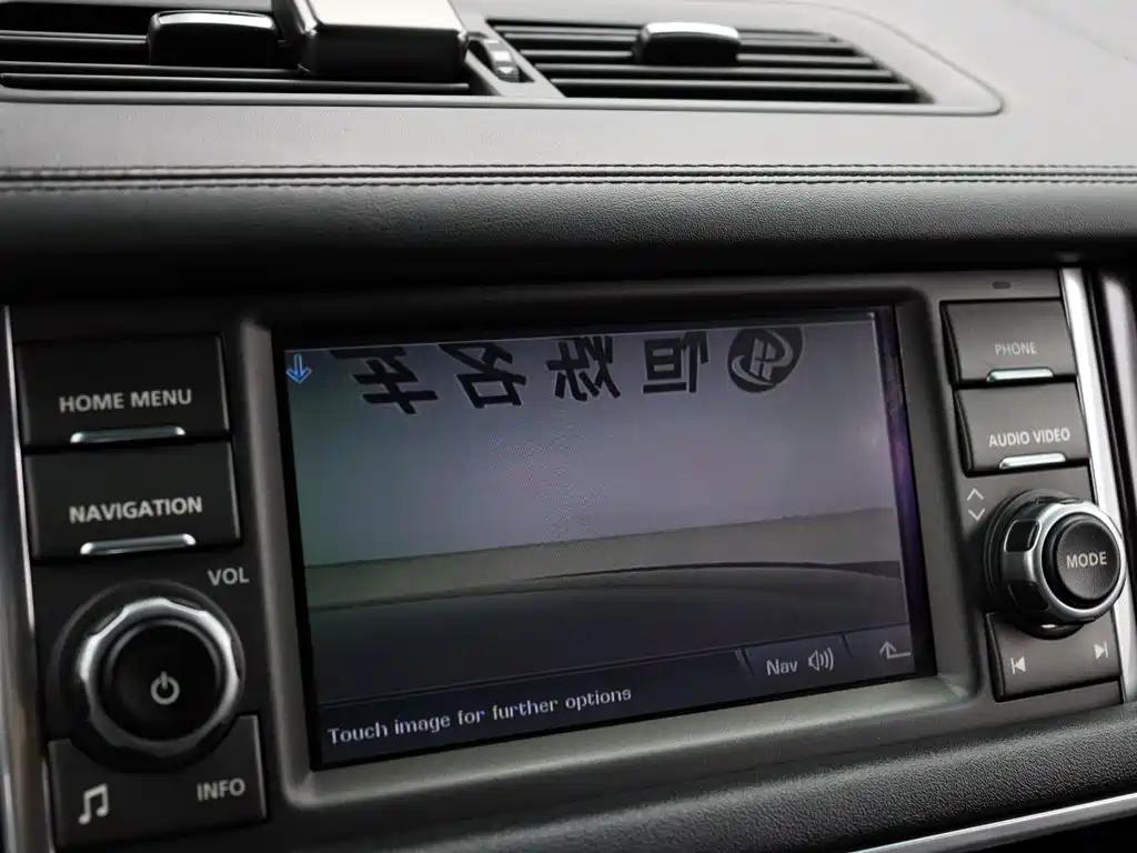 Land Rover Range Rover — миниатюра 27