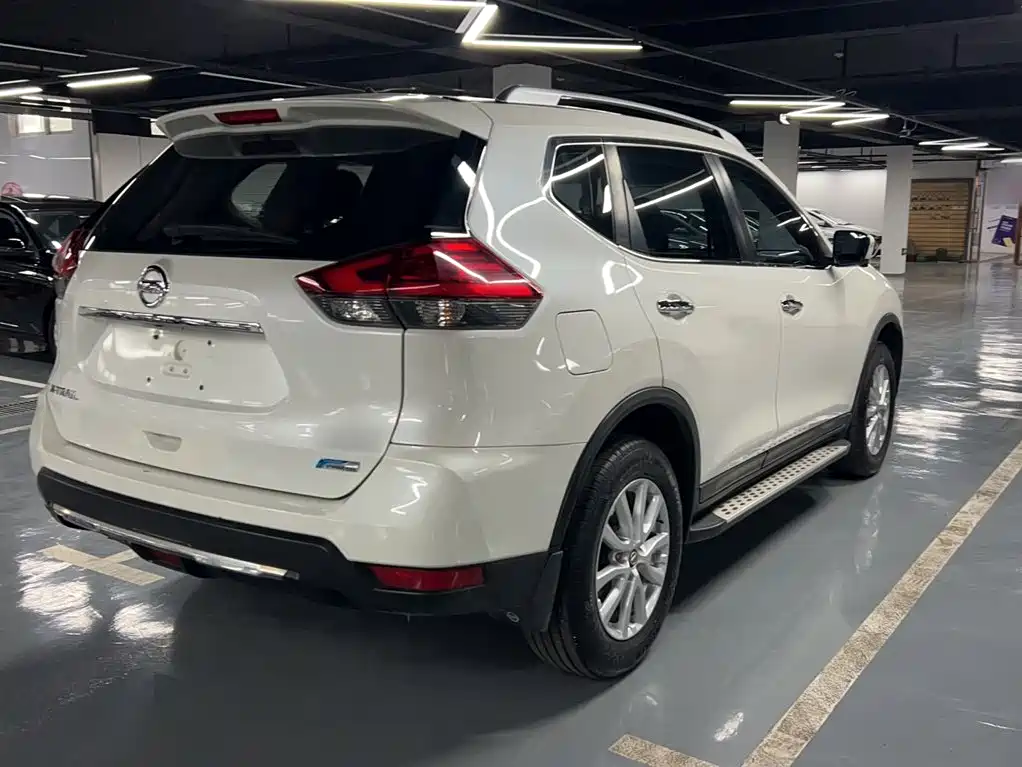 Nissan X-Trail — миниатюра 7