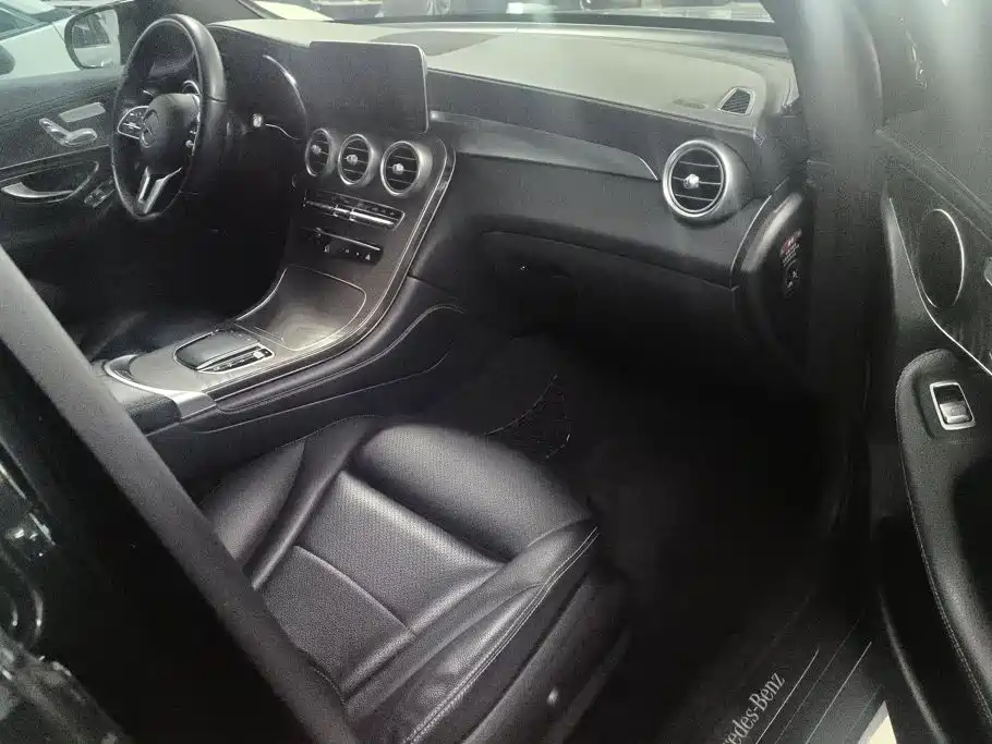 Mercedes-Benz GLC — миниатюра 8