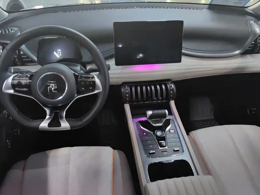 BYD Yuan Plus — миниатюра 12