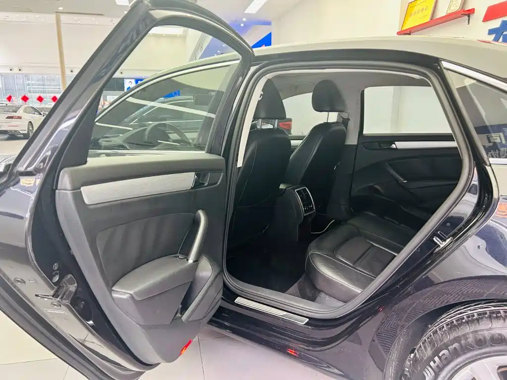 Volkswagen Passat — миниатюра 22