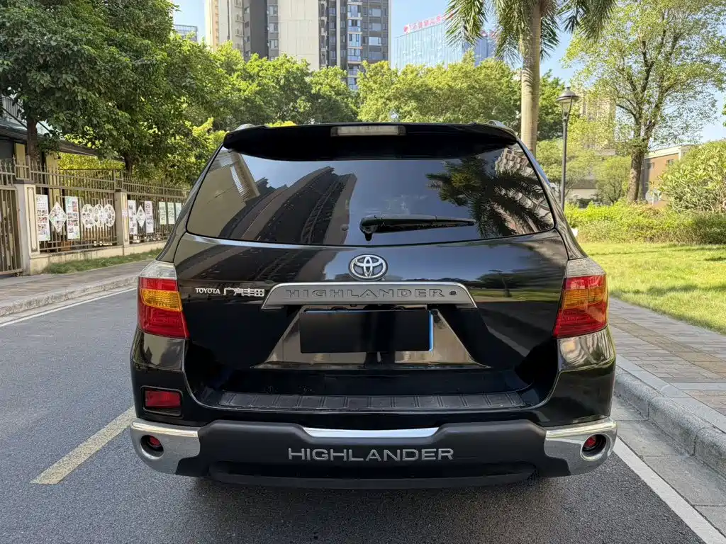 Toyota Highlander — миниатюра 5