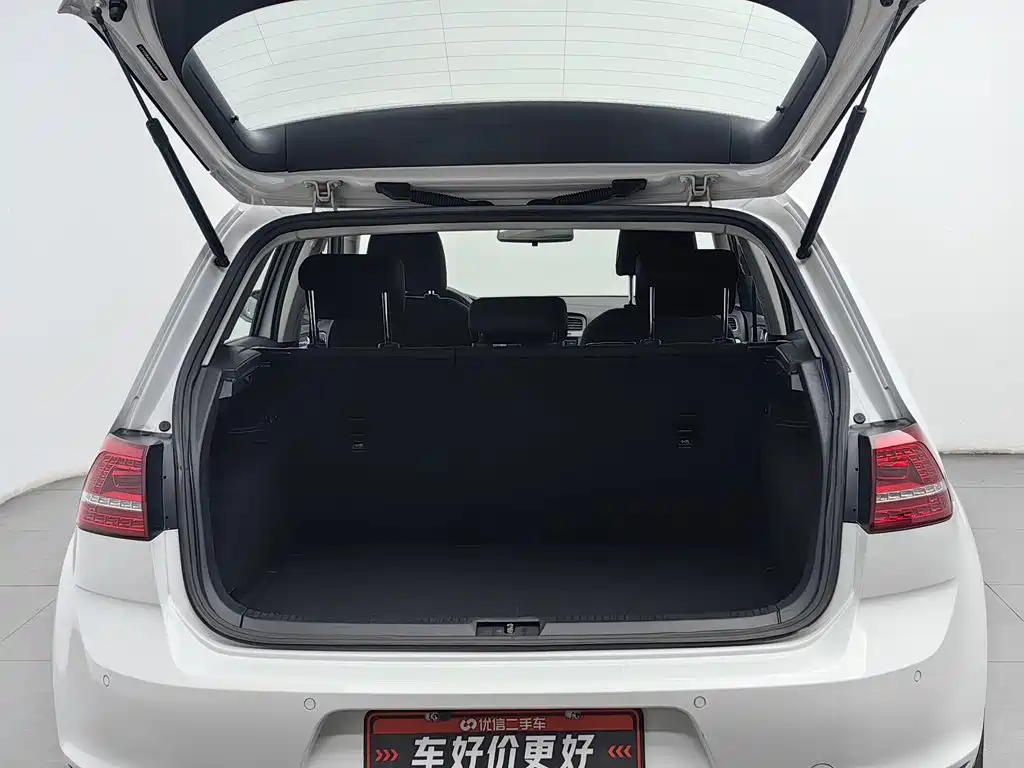 Volkswagen Golf — миниатюра 16