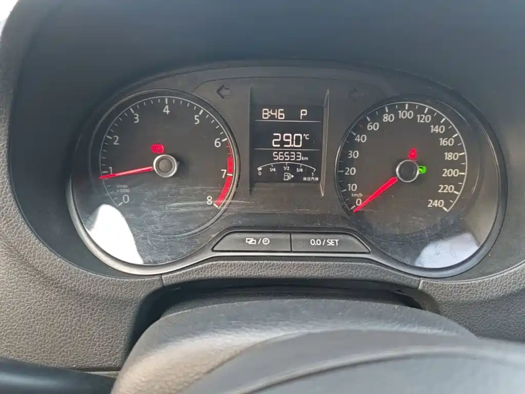 Volkswagen Polo — миниатюра 12