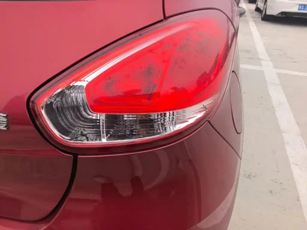 Baojun 310 — миниатюра 8