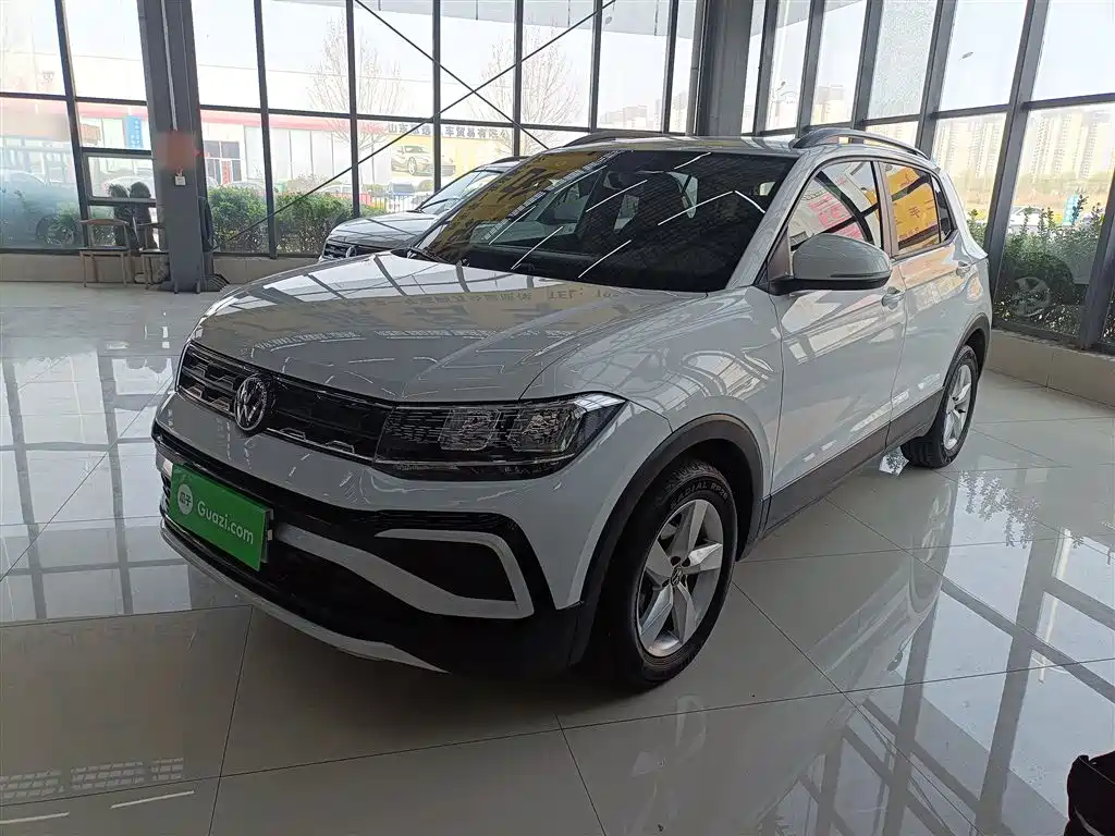 Volkswagen T-Cross 2024