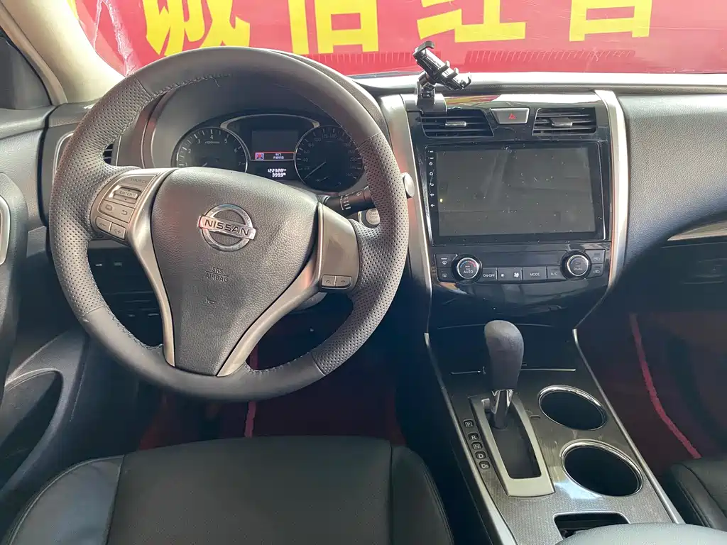 Nissan Teana — миниатюра 6