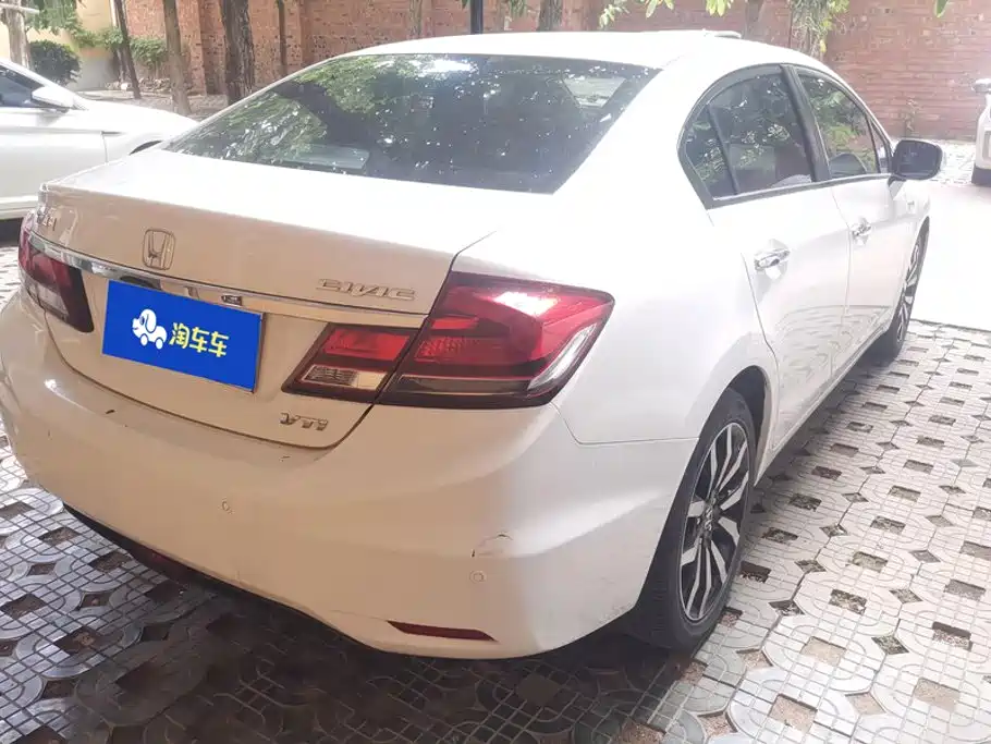 Honda Civic — миниатюра 3