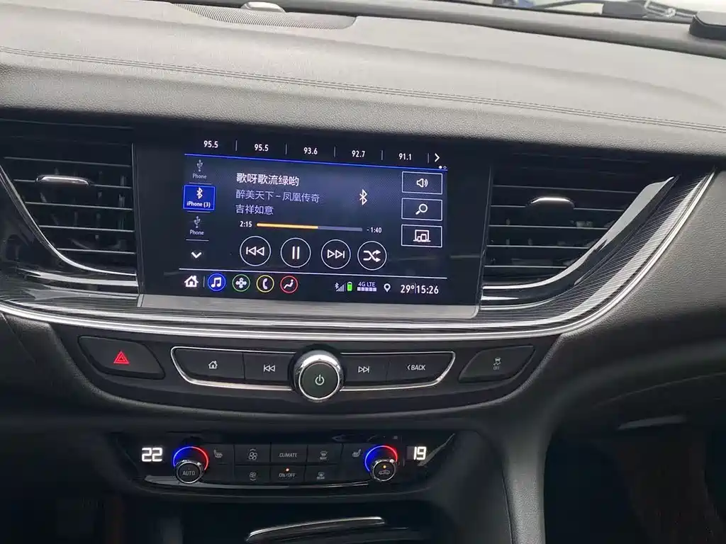 Buick Regal — миниатюра 15