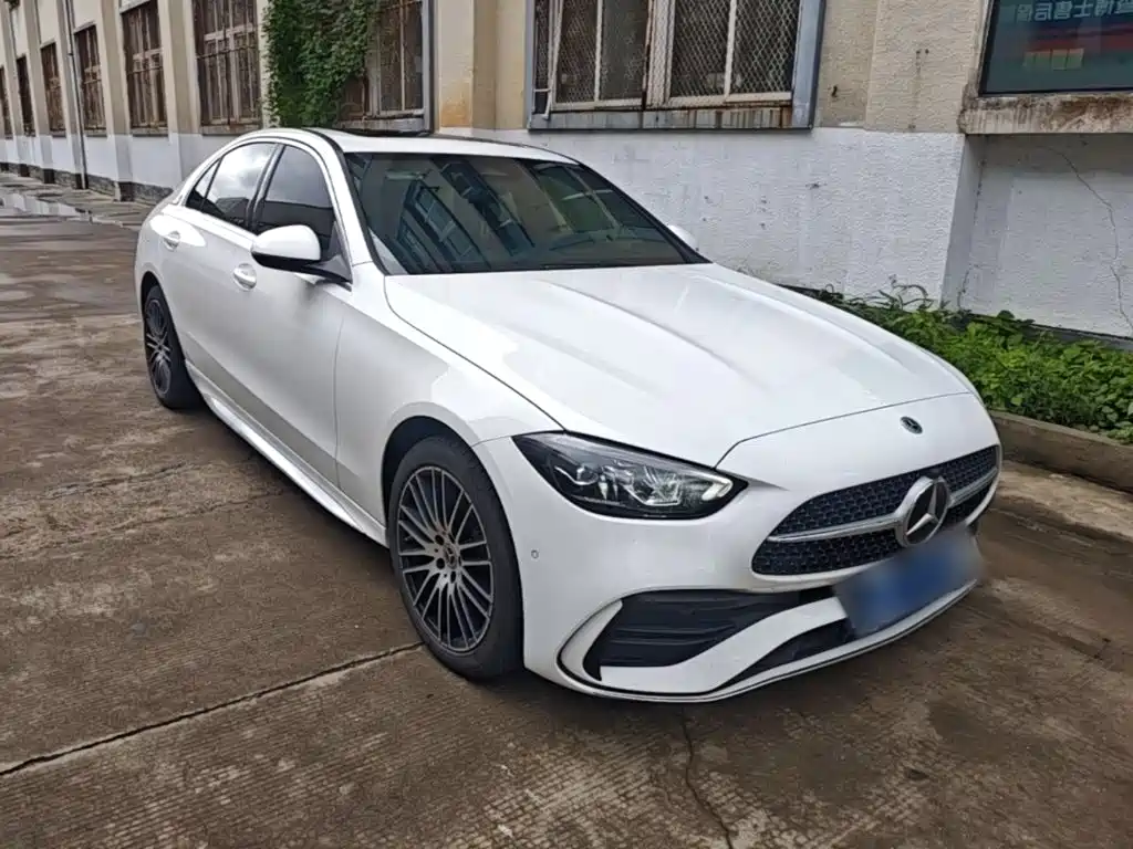 Mercedes-Benz C-Class — миниатюра 4