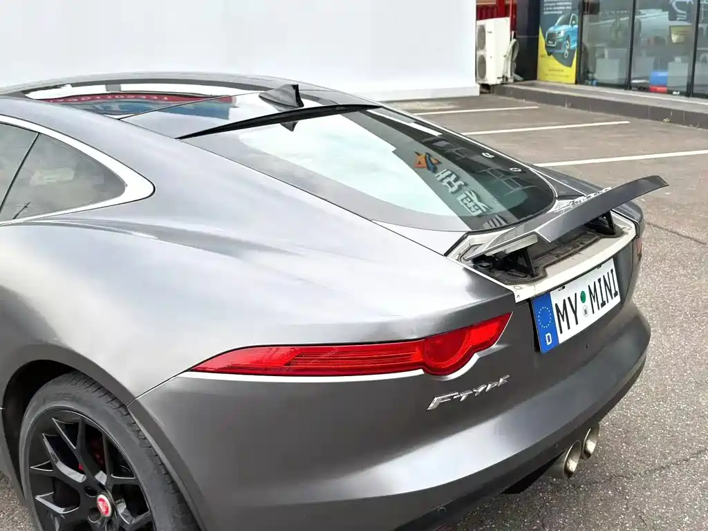Jaguar F-TYPE — миниатюра 5