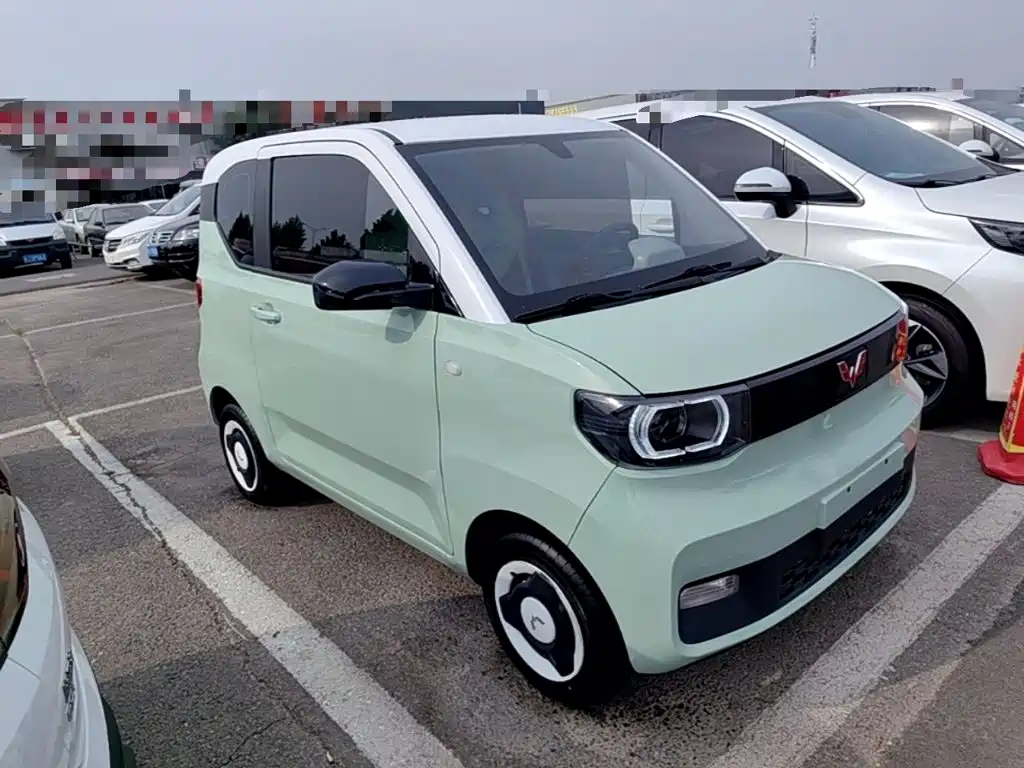 Wuling MINIEV — миниатюра 4