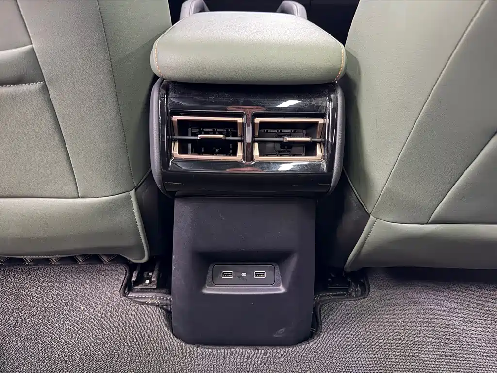 iCAR iCAR 03 — миниатюра 21