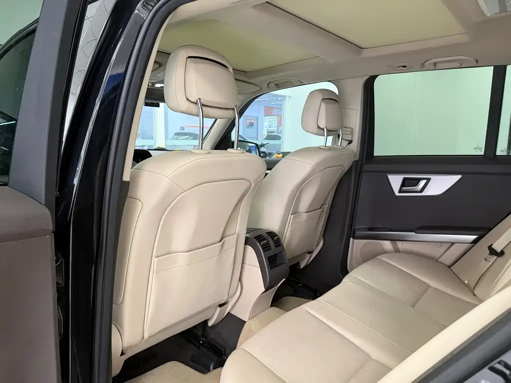 Mercedes-Benz GLK-Class — миниатюра 8